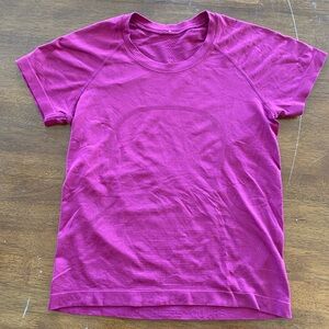 Lululemon Magenta Short Sleeve Top